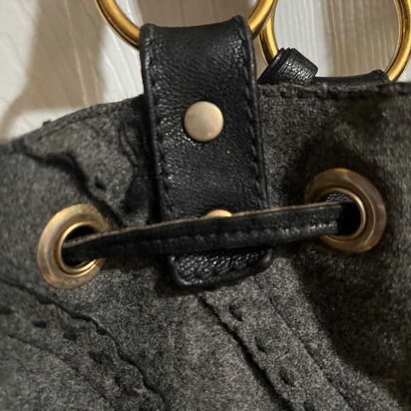 Yves Saint Laurent Purse, Hobo Shoulder BagSO Chic 2 in 1 purse- goes inside out - Picture 11 of 12
